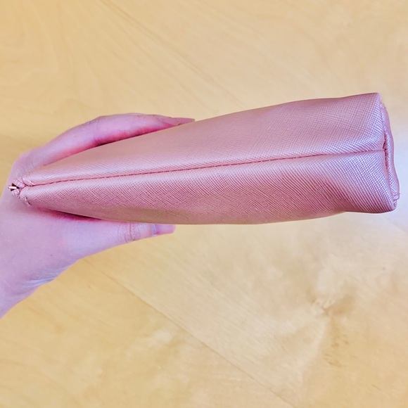 Jamberry Rose Gold Pouch - Picture 6 of 11